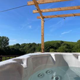 Luxury cottage with Hot Tub, hotel u gradu Fenny Compton