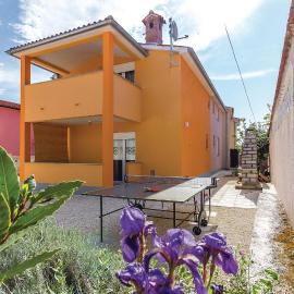 Holiday Home Betiga With A Fireplace 07, Hotel in Barbariga