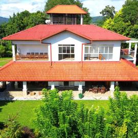 Cogent Holiday Home, hotell i Gelioya