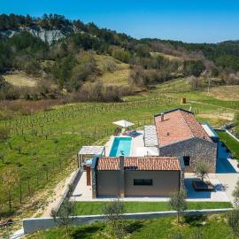 Villa Noeli, hotell i Hum