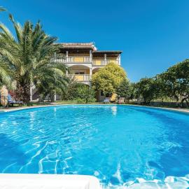 Pet Friendly Home In Turanj, Hotel in Turanj