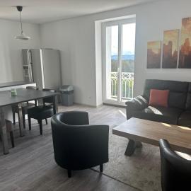 Appartement confortable Andrezieux Boutheon, hotel din Bouthéon