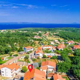 3 Bedroom Lovely Home In Peruski