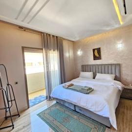 MIA Appartement N2 - Élégance, Confort et Sérénité、カサブランカのホテル