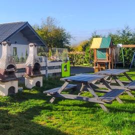 1 Bedroom Pet Friendly Home In Ustronie Morskie, hotel in Ustronie Morskie
