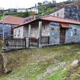 Casa de Fora, hotel in Fafe