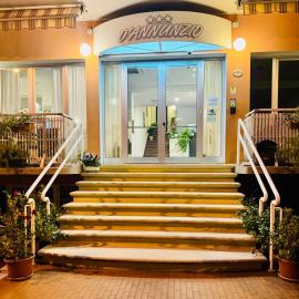HOTEL D'ANNUNZIO, hotel in Cattolica