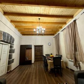 Hakobyan 84 Guest House Gyumri, hotel in Gyumri