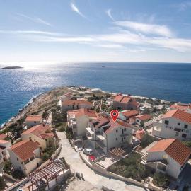 Six-Bedroom Holiday Home In Sevid