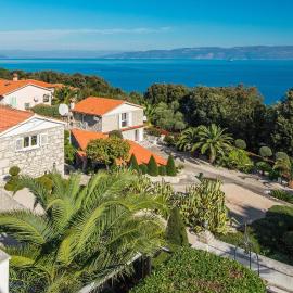 Lovely Home In Ravni With Wifi, Hotel in Ravni