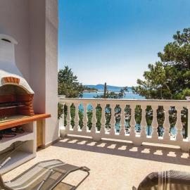Gorgeous Home In Selce With House Sea View