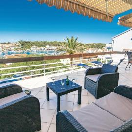 Awesome Apartment In Banjol With House Sea View