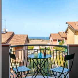 2 Bedroom Gorgeous Apartment In San Costanzo