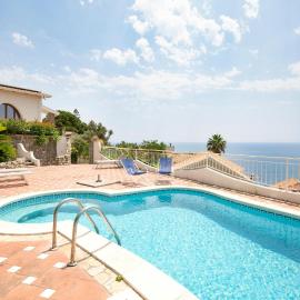 Amazing Home In Staletti With Wifi