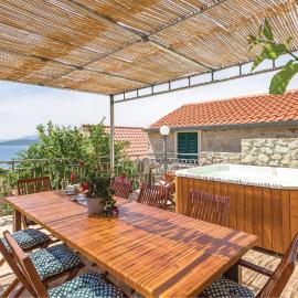 Holiday Home Strada Bb Iii