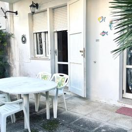 M282 - Marcelli, trilocale con giardino a 100mt dal mare