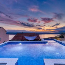 Lovely Apartment In Dramalj With Wifi