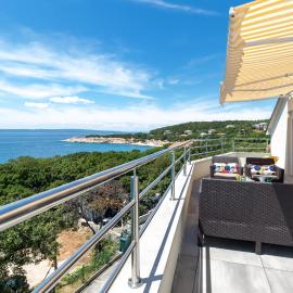 Beach Front Apartment In Povile With Wifi
