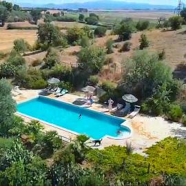 Agriturismo Porta al Colle، فندق في Macchiascandona