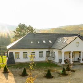Villa École, hotel in Zabudišova Kopanica