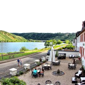 Hotel- Weingut- Moselloreley: Piesport şehrinde bir otel