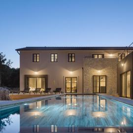 Villa Mons Caldera