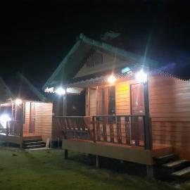 บ้านสวนมรกตชลิสา, viešbutis mieste Petčabūnas