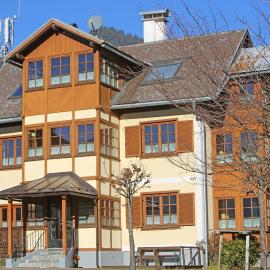 Haus Leopold, hotel di Gosau