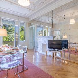 4 Bedroom Stunning Apartment In Genova