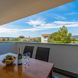 1 Bedroom Amazing Apartment In Bibinje