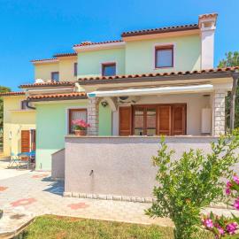 Holiday Home Betiga With Sea View Vi, Hotel in Barbariga