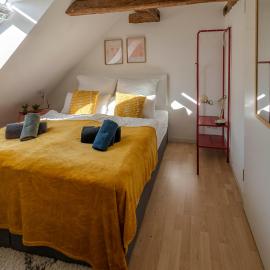Gemeinschaftsunterkunft 2EZ 1DZ 2 Bäder - ruhig gelegen - Garten, Küche, WLAN, Parken, Self-Check-in, Ventilator, hotel u gradu Picher
