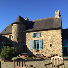 Auberge de Jeunesse HI Saint-Brieuc, hotel en Saint-Brieuc