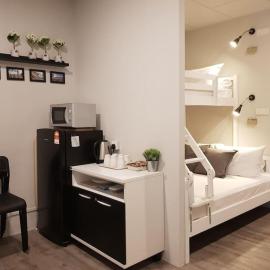 Heritage Studio in UNESCO Zone near to StreetArt & Town 2, hotel in George Town