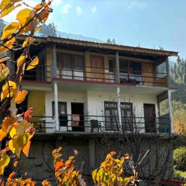 Majestic Heights Homestay, hotell sihtkohas Harsil