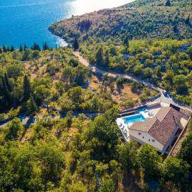 Stunning Home In Starigrad Paklenica, hotel in Starigrad