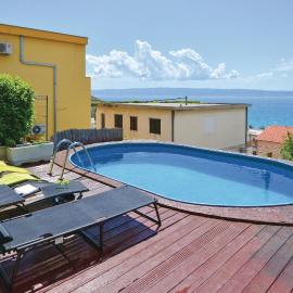 Gorgeous Home In Podstrana