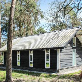 3 Bedroom Stunning Home In Meijel, hotel in Meijel