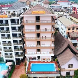 Vangvieng Sisavang Mountain View Hotel, hotel a Vang Vieng