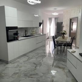 Apartamente CASA MIRIAM, hotel i Lugoj