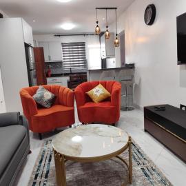Winslow Luxury apartments with Wifi connection and a gorgeous Lake sunset view, hotel a Kampala
