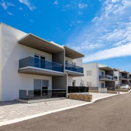 Beautiful Apartment In Simuni With Wifi, hotel in Šimuni