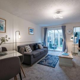Stylish Beverley Home with Private Parking