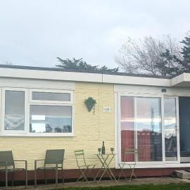 Culver View - Chalet 129 Sandown Bay Holiday Centre