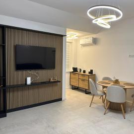 Penthouse Atmosphere Sebeş، فندق في سيبس