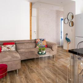 Flat with free Parking - 3 private shower rooms - Proche du Lac d'Annecy by ImmoConciergerie, hotel in Annecy