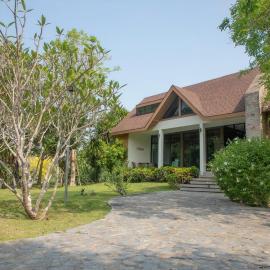 THAN KhaoYai Pak Chong 2-7 ppl & Private Lake โรงแรมในบ้านคลองยาง