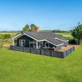 Cozy Home In Hurup Thy With Sauna, hotel in Sønder Ydby