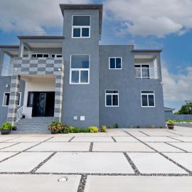 Paradise Point Company Limited โรงแรมในเทรเชอร์ บีช