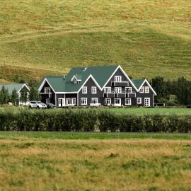 Skálakot Manor Hotel，霍爾斯沃德呂爾的飯店